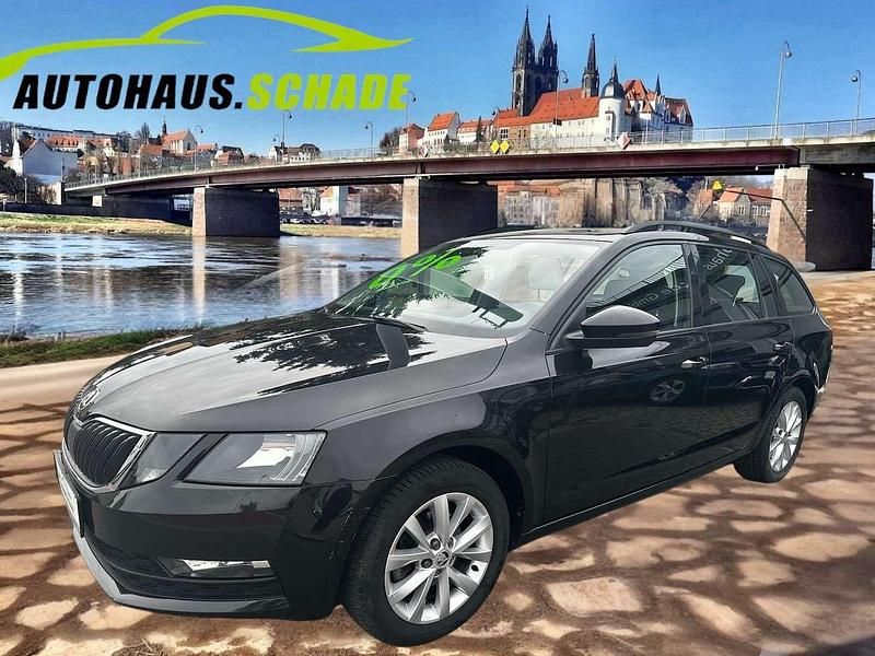 Schwarzmagic perleffekt Gebraucht 2019 Skoda Octavia Ambition Kombi | 11.995 € (Fairer Preis) - Bild 1/4