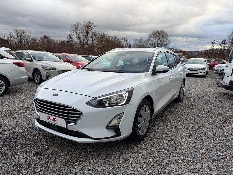 Gebraucht Ford Focus Cool & Connect 120 PS (88 kW) 2020 Weiß Limousine