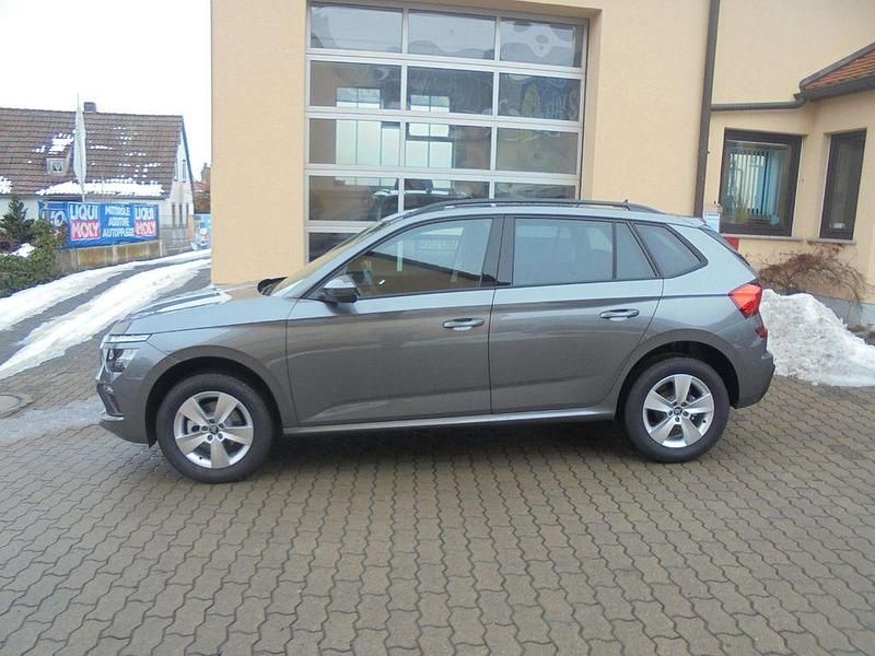 Neu Skoda Kamiq 116 PS (85 kW) 2026 Graphitegrau SUV