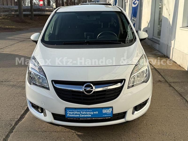 Gebraucht Opel Meriva Selection 101 PS (74 kW) 2017 Schneeweiss/summitwhite/arctic Van / Kleinbus