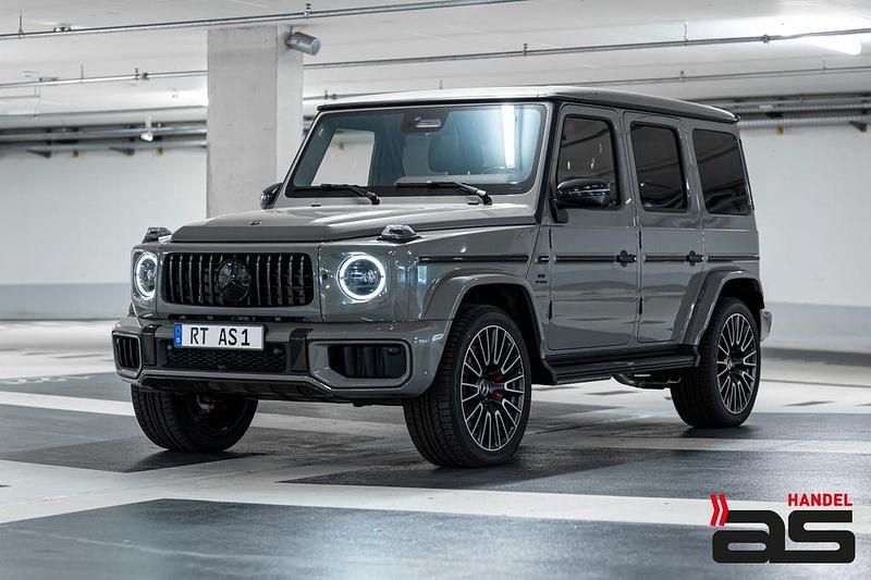Grau Neu 2025 Mercedes G63 AMG AMG SUV | 285.890 € - Bild 1/4