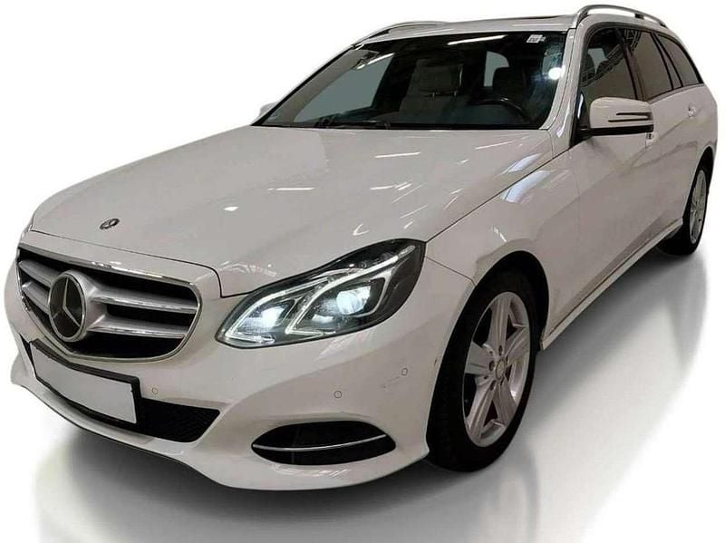 Gebraucht Mercedes E350 252 PS (185 kW) 2014 Polarweiss  unilack Kombi