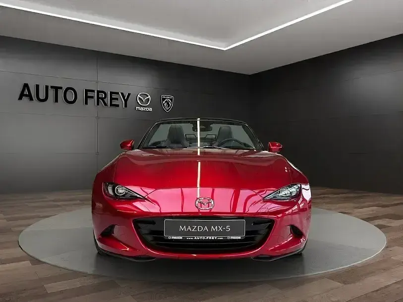 Neu Mazda MX5 Exclusive-Line 132 PS (97 kW) 2025 Rot Cabrio
