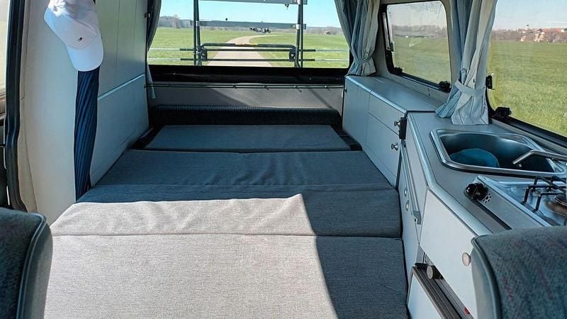 Gebraucht VW T4 77 PS (56 kW) 1991 Weiß Van