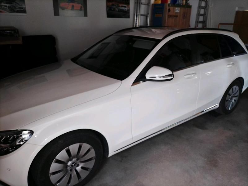 Weiß Gebraucht 2021 Mercedes C180 Avantgarde Kombi | 22.800 € (Superpreis) - Bild 1/4