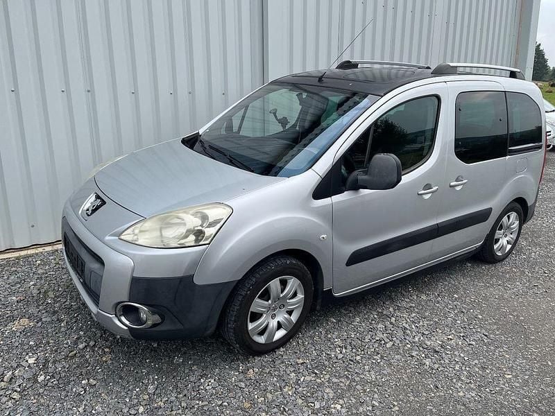 Grau Gebraucht 2008 Peugeot Partner Tepee Van / Kleinbus | 4.500 € (Fairer Preis) - Bild 1/4