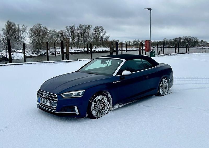Gebraucht Audi S5 Cabriolet Ambiente 354 PS (260 kW) 2018 Blau Cabrio