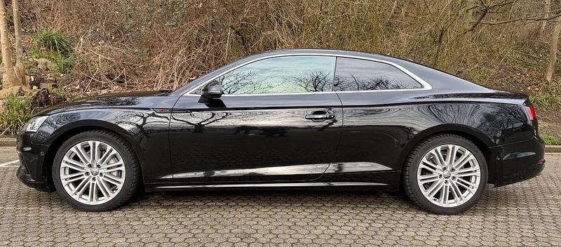 Gebraucht Audi A5 Ambiente 190 PS (139 kW) 2018 Schwarz Coupé