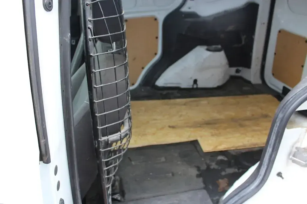 Gebraucht Ford Transit Courier 75 PS (55 kW) 2020 Weiß Van