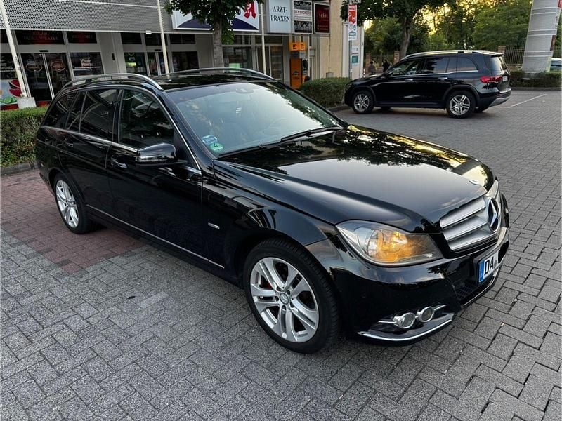 Schwarz Gebraucht 2011 Mercedes C200 Kombi | 4.890 € (Etwas zu teuer) - Bild 1/4