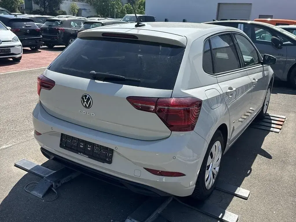 Gebraucht VW Polo Style 95 PS (69 kW) 2023 Grau Kleinwagen