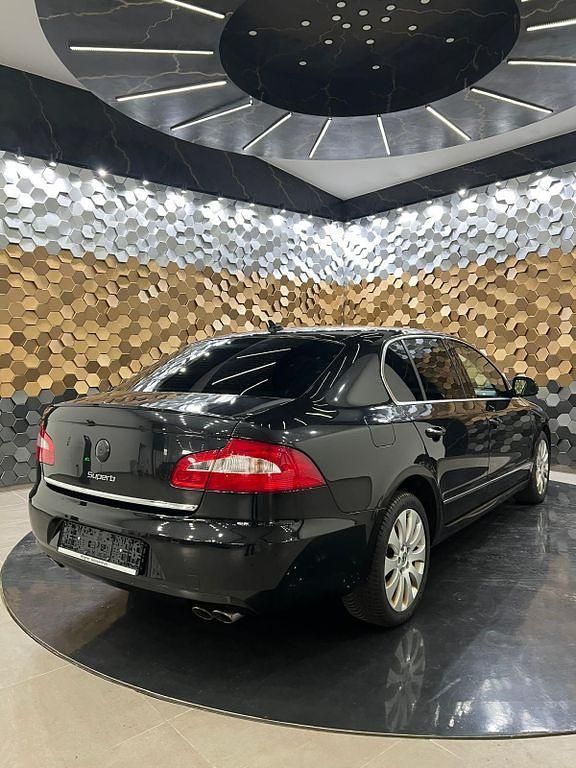 Gebraucht Skoda Superb Elegance 260 PS (191 kW) 2013 Cerna magic/black magic Limousine