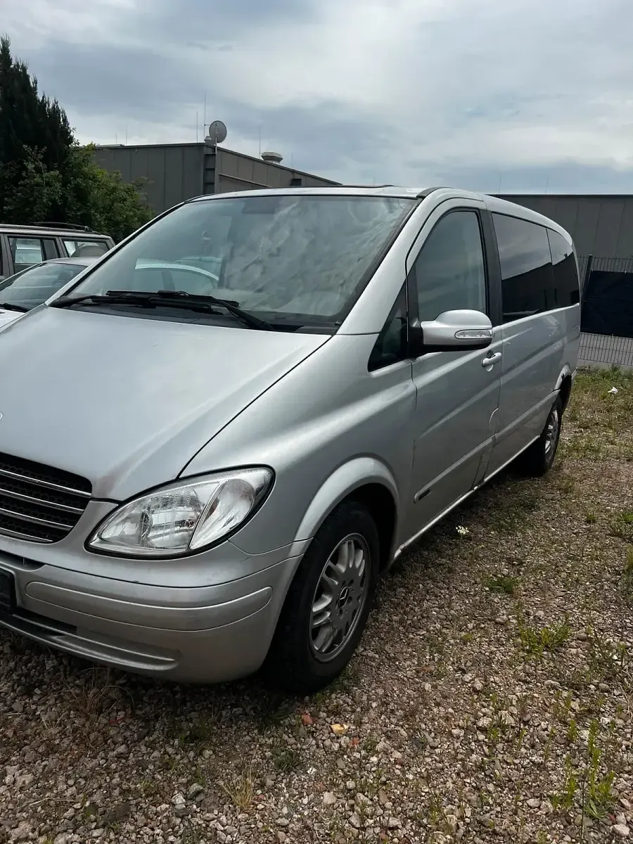 Gebraucht Mercedes Viano 150 PS (110 kW) 2004 Grau Van / Kleinbus