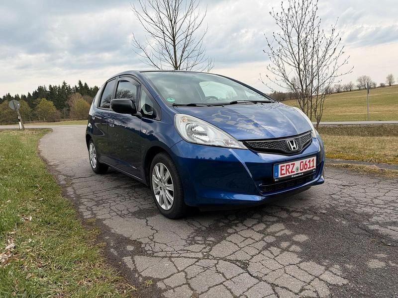 Gebraucht Honda Jazz 90 PS (66 kW) 2012 Blau Kleinwagen