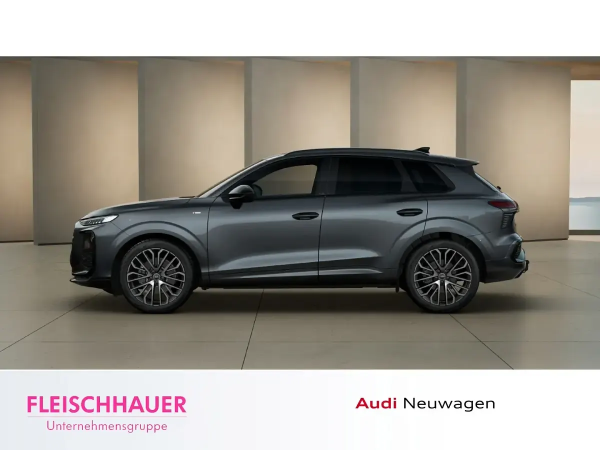 Neu Audi Q3 Sport 204 PS (150 kW) 2026 Grau SUV