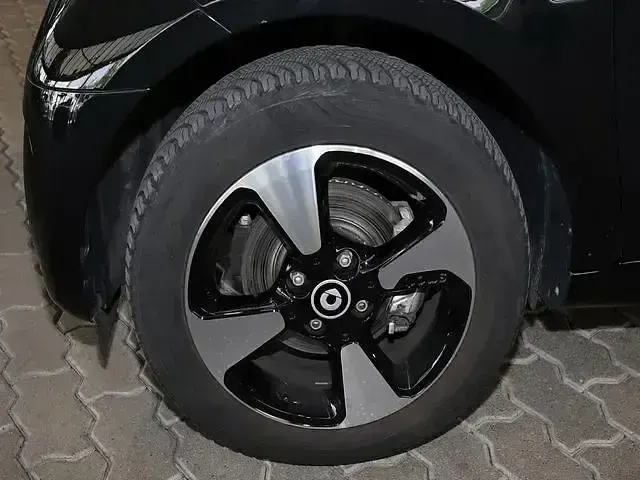 Usata Smart ForTwo Electric Drive 60 kW (82 CV) 2023 Nero