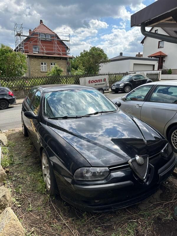 Schwarz Gebraucht 2001 Alfa Romeo 156 Kombi | 650 € - Bild 1/4