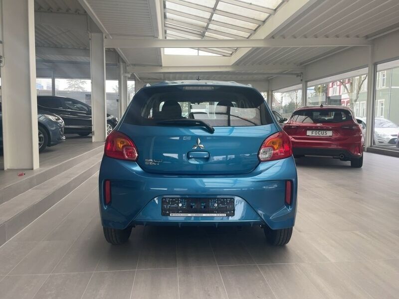 Neu Mitsubishi Space Star Select 71 PS (52 kW) 2025 Braun) (braun Limousine