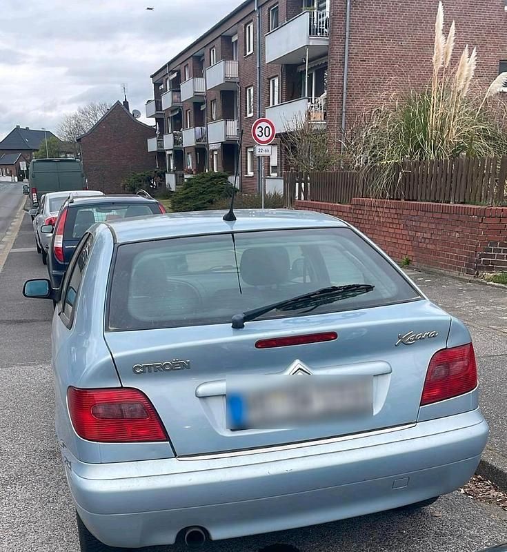 Gebraucht Citroën Xsara 105 PS (77 kW) 2004 Grau Limousine