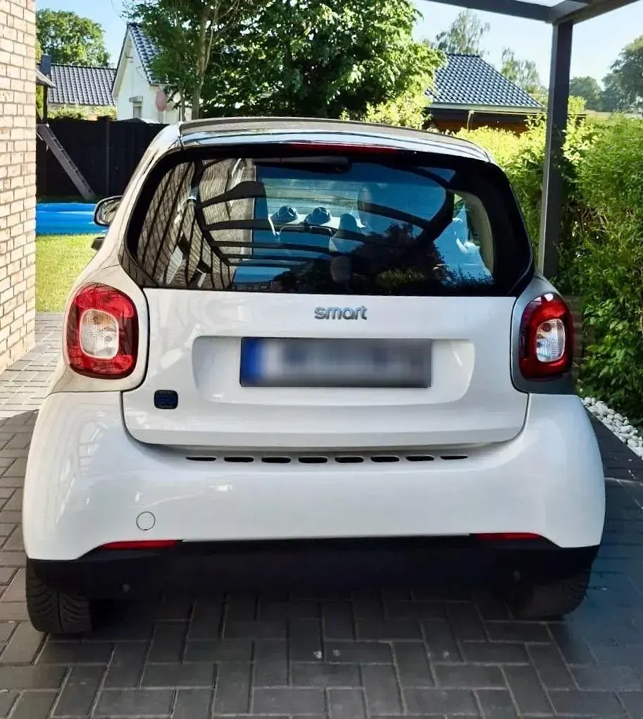 Gebraucht Smart ForTwo Coupé 60 kW (82 PS) 2022 Weiß Coupé
