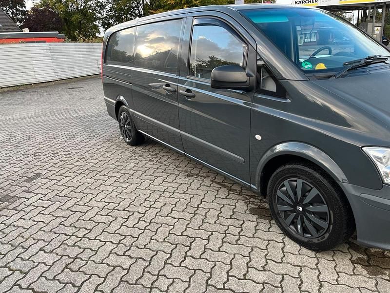 Gebraucht Mercedes Vito 136 PS (100 kW) 2012 Grau Van