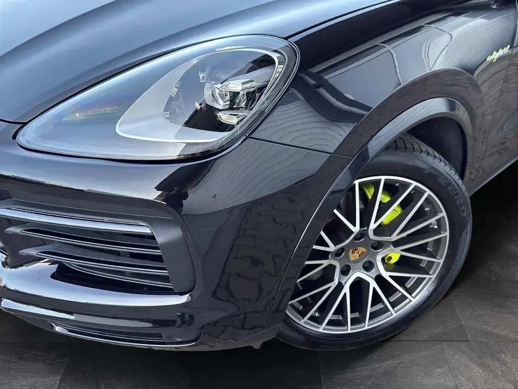 Gebraucht Porsche Cayenne E-Hybrid Coupe Sport 340 PS (250 kW) 2020 Schwarz SUV