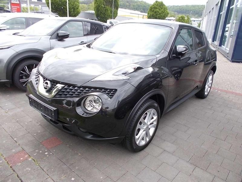 Black (m) Gebraucht 2017 Nissan Juke N-Connecta SUV | 11.990 € (Teuer) - Bild 1/4