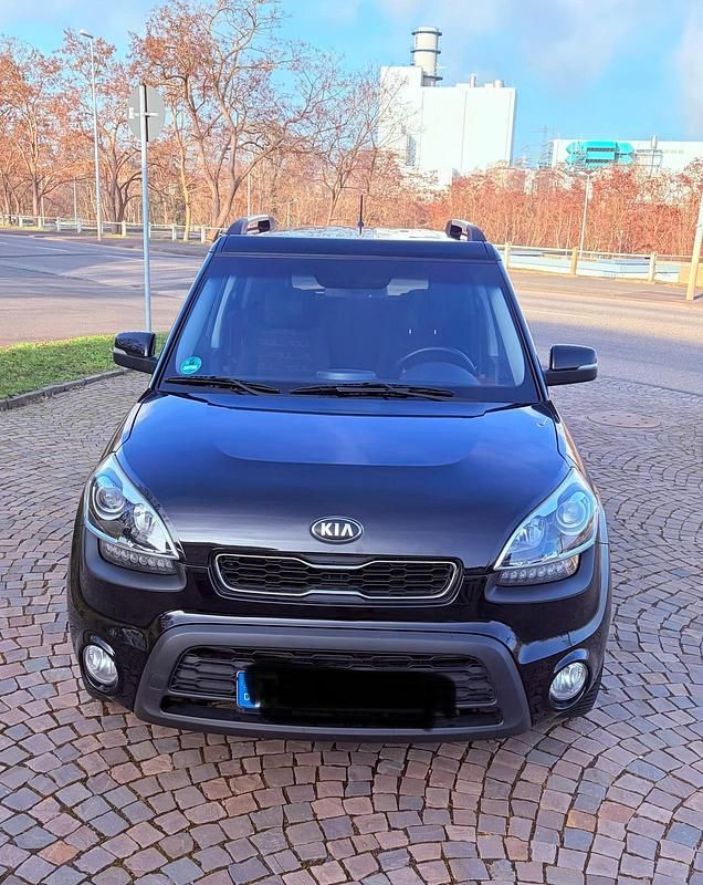 Gebraucht Kia Soul 140 PS (102 kW) 2013 Schwarz SUV