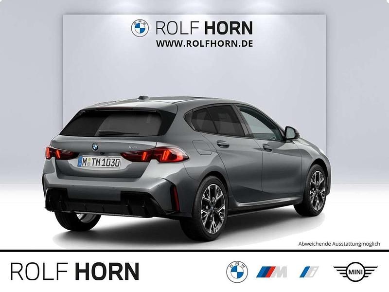 Neu BMW 114 170 PS (125 kW) 2026 Skyscraper grau metallic Kleinwagen