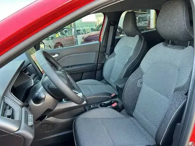 Gebraucht Renault Captur Techno 91 PS (66 kW) 2025 Dezirrot (metallic) SUV