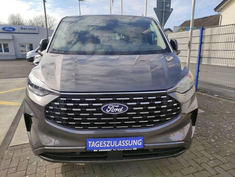 Gebraucht Ford Tourneo Titanium 170 PS (125 kW) 2025 Magnetic metallic Van / Kleinbus