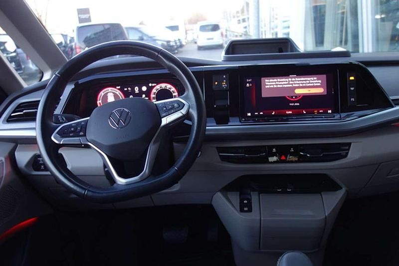 Gebraucht VW Multivan Life 150 PS (110 kW) 2025 Hellelfenbein Van