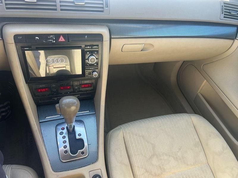 Gebraucht Audi A4 140 PS (102 kW) 2005 Grau Limousine