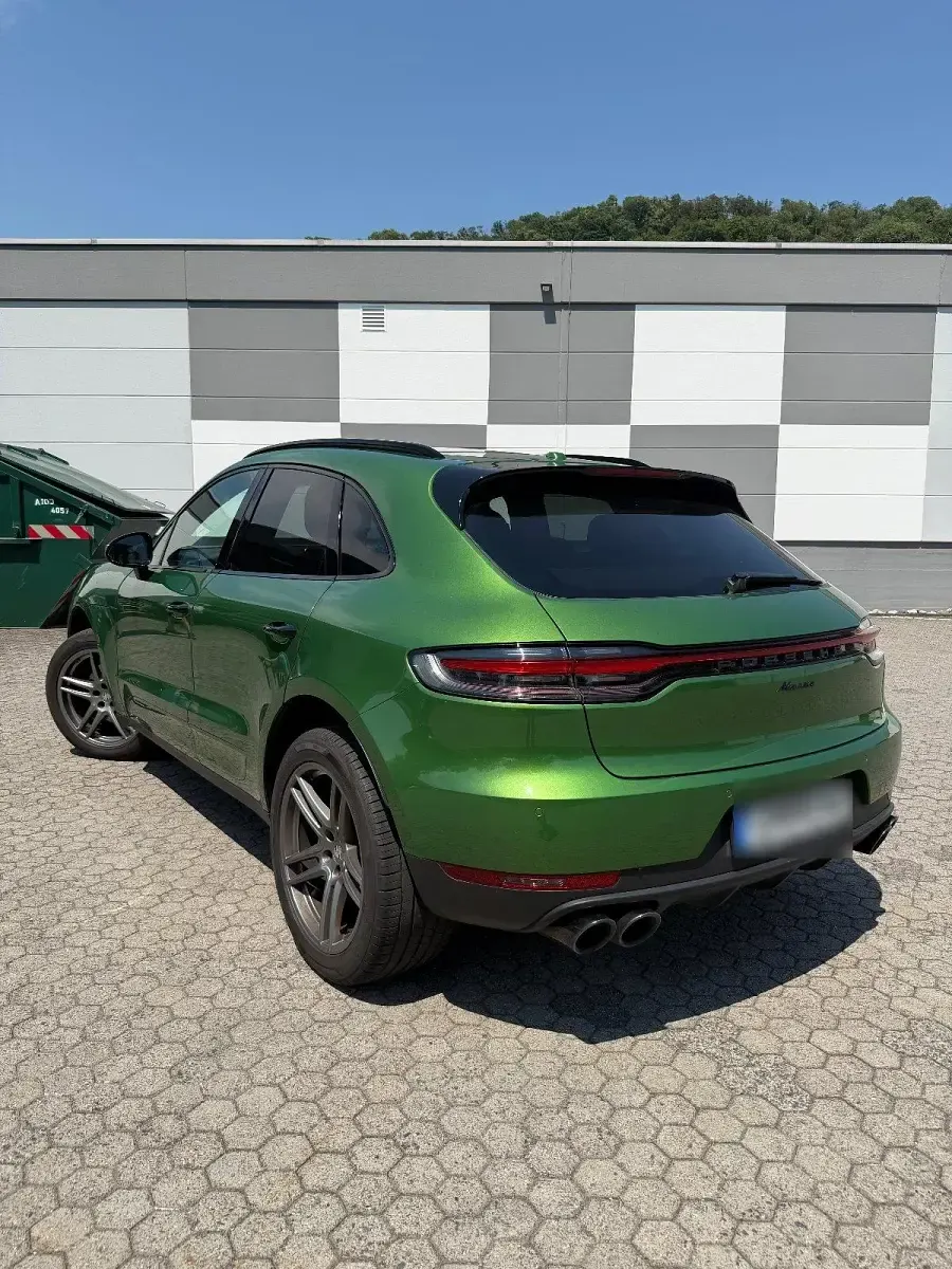 Gebraucht Porsche Macan 252 PS (185 kW) 2022 Grün SUV