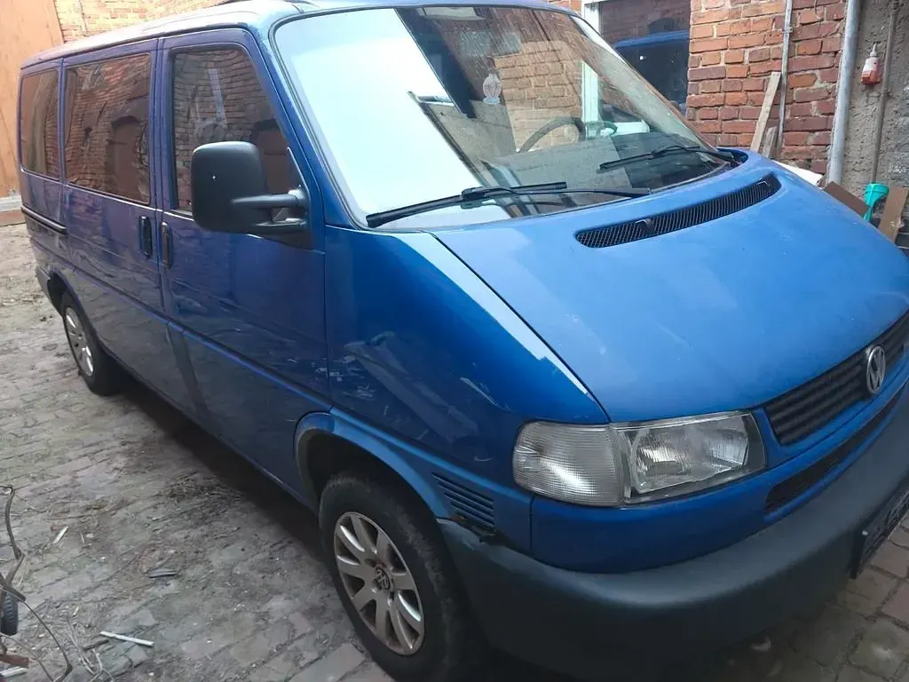 Gebraucht VW T4 102 PS (75 kW) 1999 Blau Van