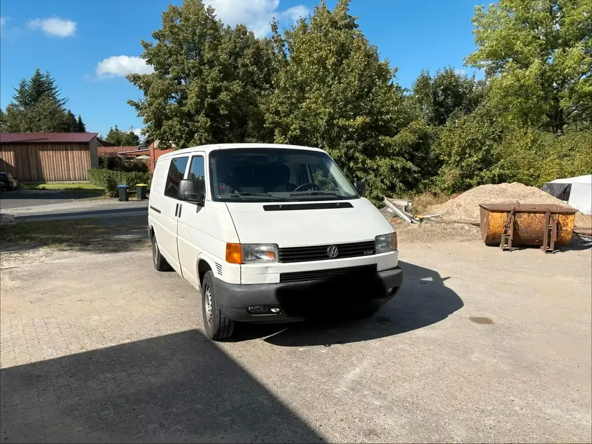 Gebraucht VW T4 102 PS (75 kW) 1999 Weiß Van