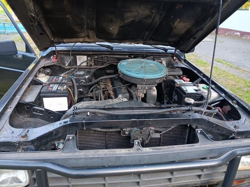 Schwarz Gebraucht 1985 Nissan Patrol SUV | 6.499 € - Bild 1/4