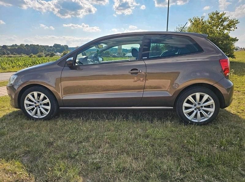 Gebraucht VW Polo Style 86 PS (63 kW) 2011 Braun Kleinwagen