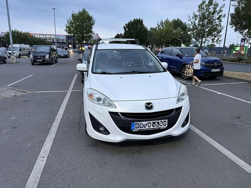Weiß Gebraucht 2011 Mazda 5 Sports-Line Van / Kleinbus | 7.500 € (Etwas zu teuer) - Bild 1/4