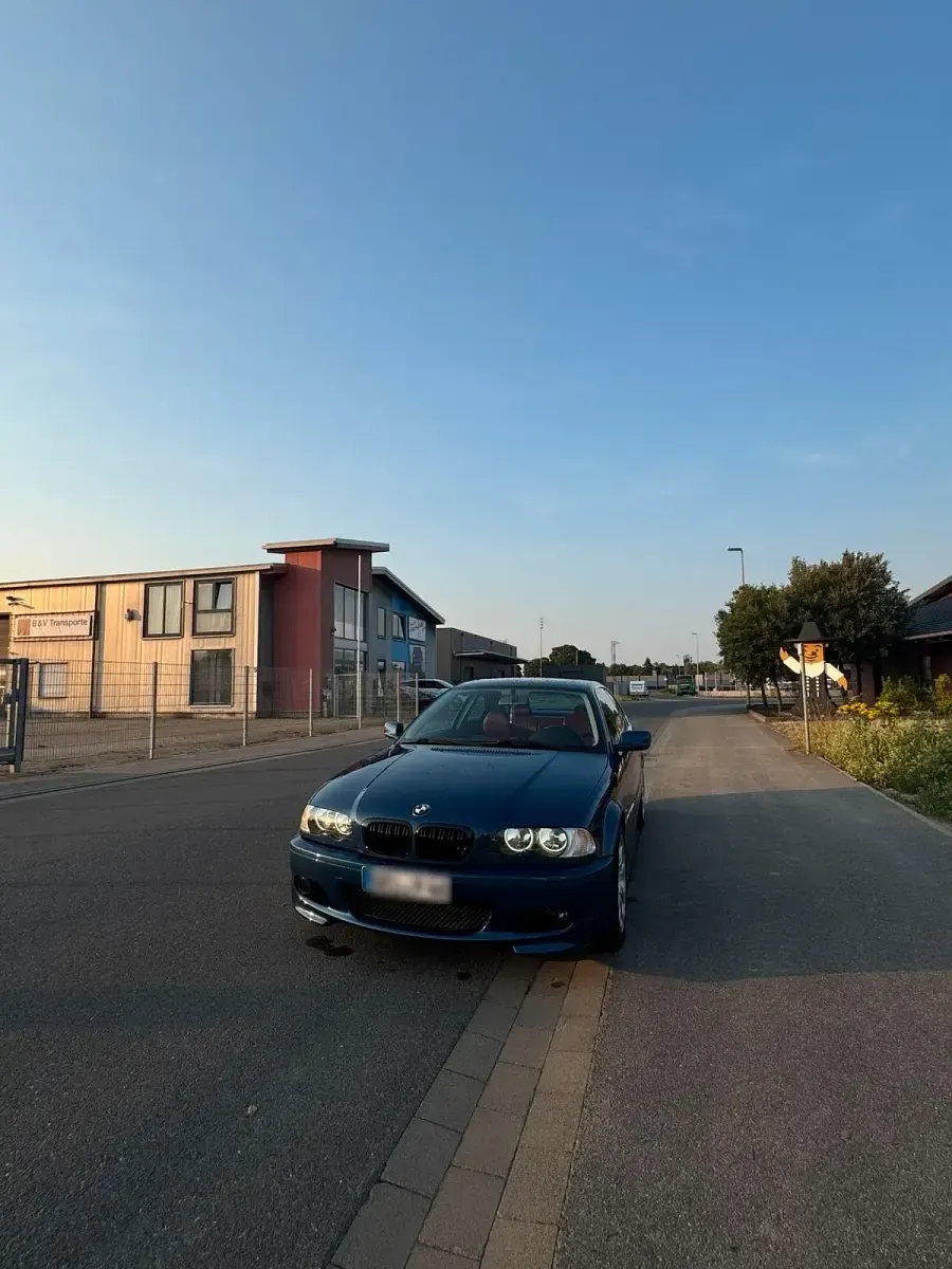 Gebraucht BMW 320 M Sport 170 PS (125 kW) 2001 Blau Coupé