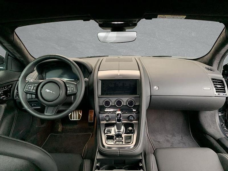 Neu Jaguar F-Type 456 PS (335 kW) 2025 Carpathian grey Coupé