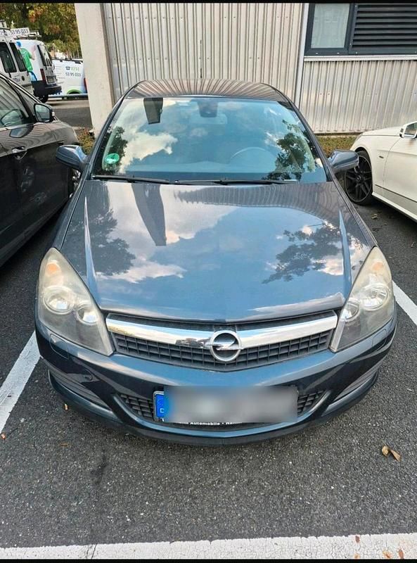 Grau Gebraucht 2008 Opel Astra Kleinwagen | 1.500 € (Fairer Preis) - Bild 1/4