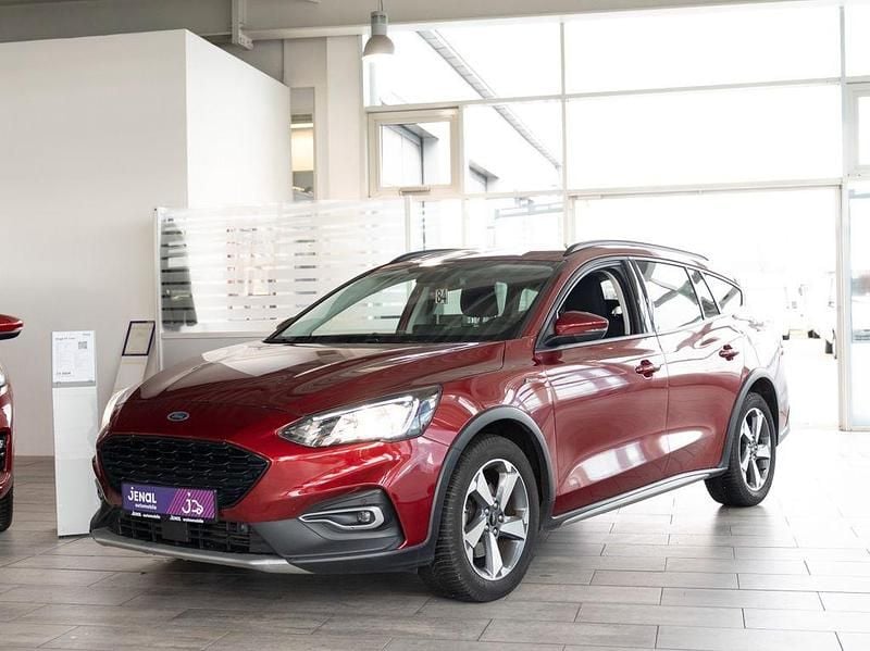 Gebraucht Ford Focus Active 125 PS (91 kW) 2019 Rubyrot Limousine