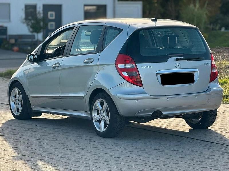 Gebraucht Mercedes A200 140 PS (102 kW) 2006 Silber Van / Kleinbus