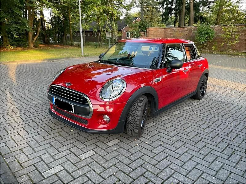 Rot Gebraucht 2016 Mini ONE Kleinwagen | 9.690 € - Bild 1/4