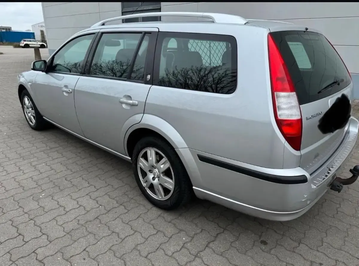 Gebraucht Ford Mondeo 125 PS (91 kW) 2007 Silber Kombi