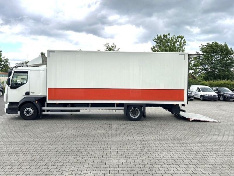 Gebraucht Volvo 240 246 PS (180 kW) 2013 Weiß Van