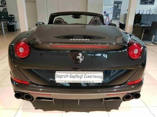Gebraucht Ferrari California 560 PS (411 kW) 2016 Schwarz metallic Cabrio