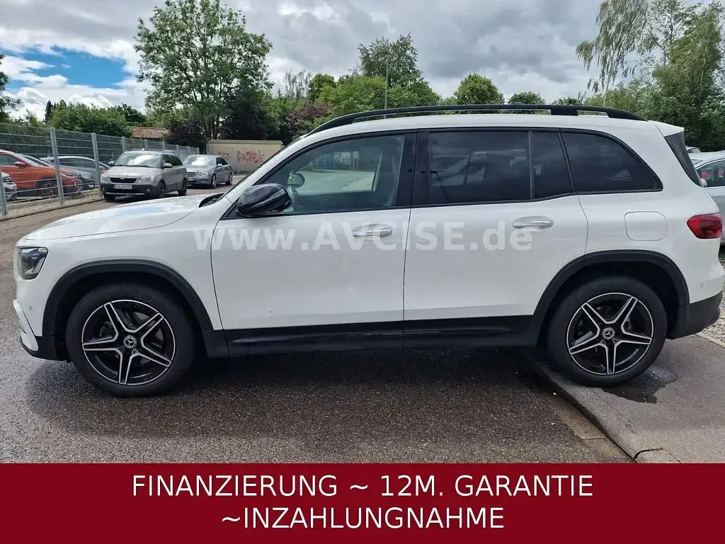 Gebraucht Mercedes GLB200 163 PS (119 kW) 2024 Weiß SUV