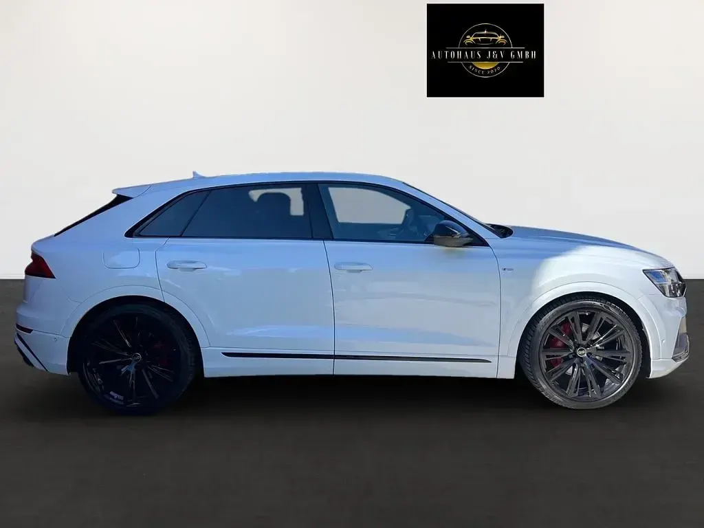 Gebraucht Audi Q8 Competition 286 PS (210 kW) 2023 Weiß SUV